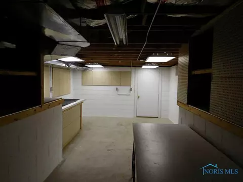 6140 Larchway, Toledo, OH 43613 photo 18