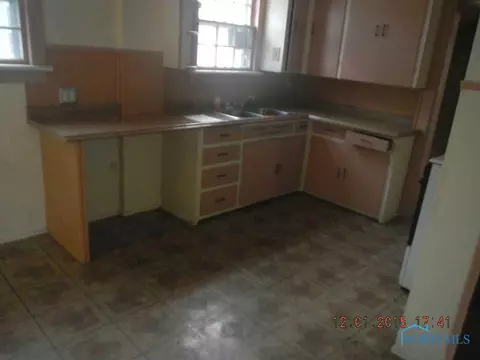 1024 Parkside Blvd, Toledo, OH 43607 photo 9