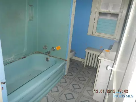 1024 Parkside Blvd, Toledo, OH 43607 photo 11