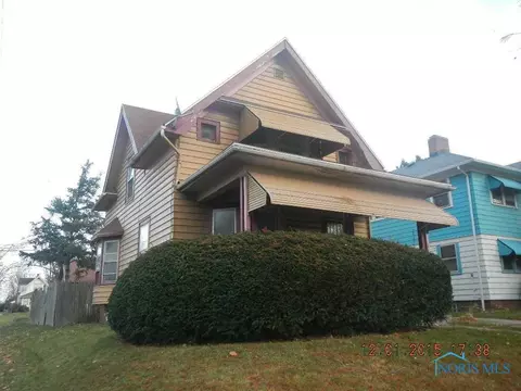 1024 Parkside Blvd, Toledo, OH 43607 photo 2