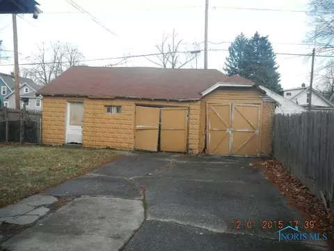 1024 Parkside Blvd, Toledo, OH 43607 photo 4
