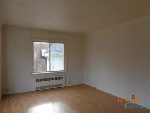 915 Independence Rd, Toledo, OH 43607 photo 3