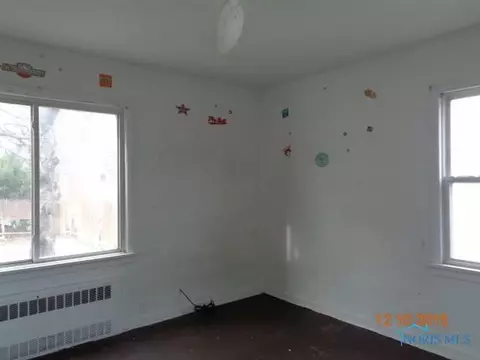 915 Independence Rd, Toledo, OH 43607 photo 6