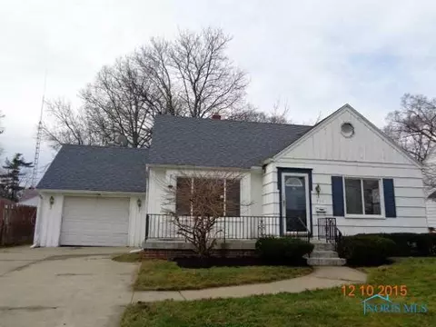 915 Independence Rd, Toledo, OH 43607 photo 1