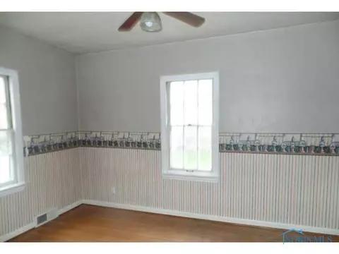 2058 Perth St, Toledo, OH 43607 photo 8
