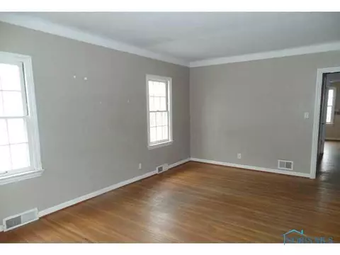 2058 Perth St, Toledo, OH 43607 photo 6