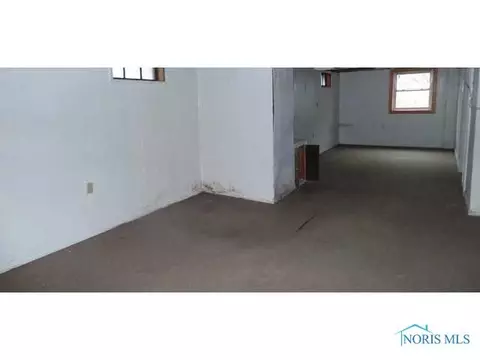 2058 Perth St, Toledo, OH 43607 photo 3