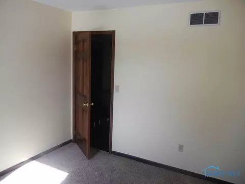 219 Illinois Dr, Bryan, OH 43506 photo 14
