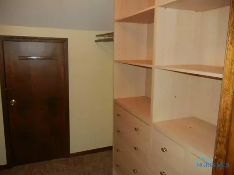219 Illinois Dr, Bryan, OH 43506 photo 12