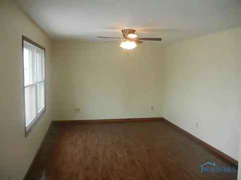 219 Illinois Dr, Bryan, OH 43506 photo 7