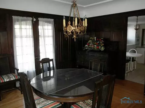 1906 Potomac Dr, Toledo, OH 43607 photo 8