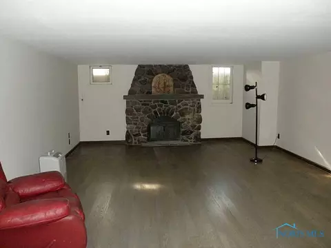 1906 Potomac Dr, Toledo, OH 43607 photo 19