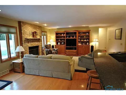 508 Thackeray, Maumee, OH 43537 photo 4