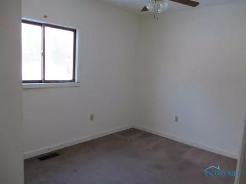 332 E Front St, Napoleon, OH 43545 photo 11