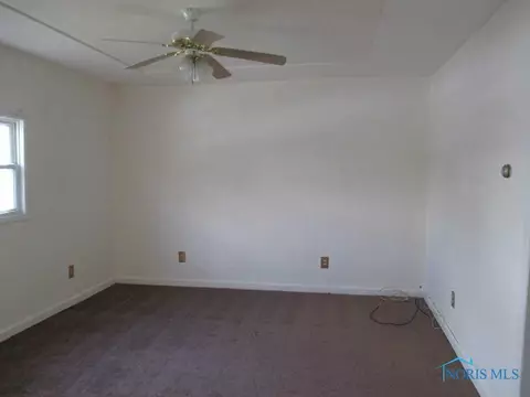 332 E Front St, Napoleon, OH 43545 photo 8