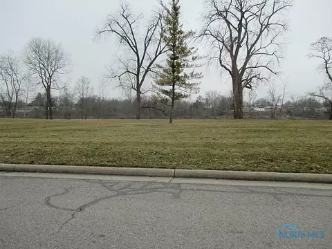 332 E Front St, Napoleon, OH 43545 photo 5