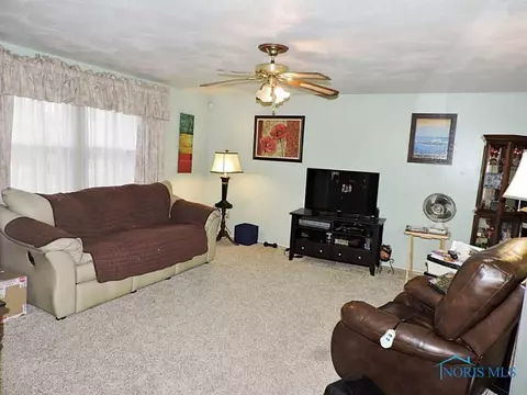 4228 Foxchapel Rd, Toledo, OH 43607 photo 2