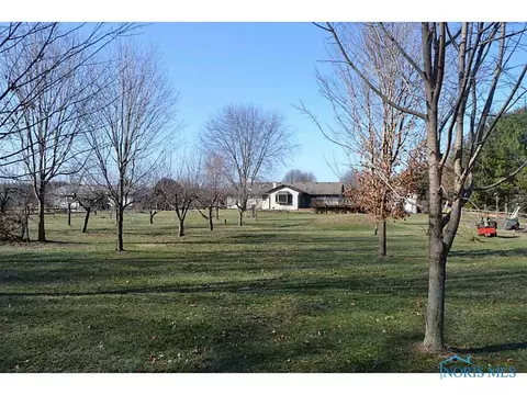 6310 E Winding Way, Swanton, OH 43558 photo 4