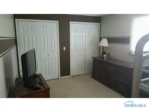 208 Illinois Dr, Bryan, OH 43506 photo 14