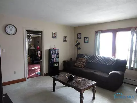 403 Main, Genoa, OH 43430 photo 2