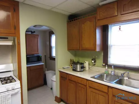 403 Main, Genoa, OH 43430 photo 6