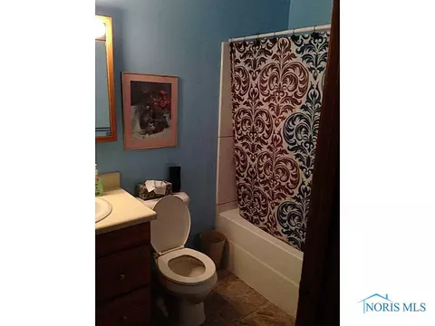 602 E South St, Bryan, OH 43506 photo 10
