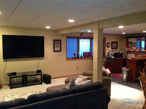 901 Greystone Dr, Bryan, OH 43506 photo 17
