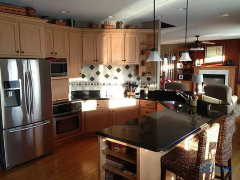 901 Greystone Dr, Bryan, OH 43506 photo 8