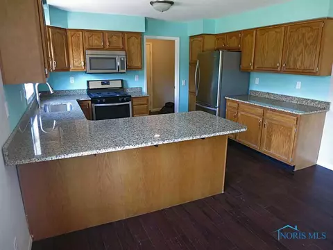 5160 S Eber Rd, Monclova, OH 43542 photo 12