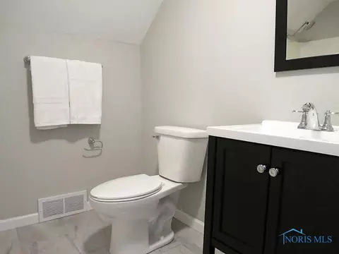 5160 S Eber Rd, Monclova, OH 43542 photo 17