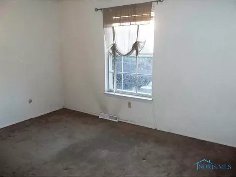 4552 Longfellow Rd, Sylvania, OH 43560 photo 6