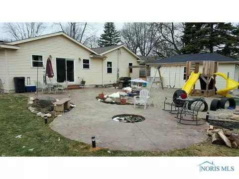1028 Scribner St, Maumee, OH 43537 photo 6