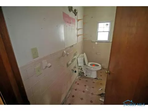 1550 Campbell St, Toledo, OH 43607 photo 4
