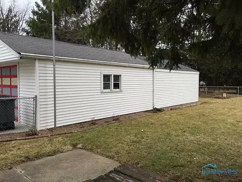 910 Clifton Blvd, Toledo, OH 43607 photo 13