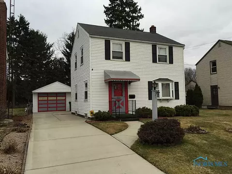 910 Clifton Blvd, Toledo, OH 43607 photo 1
