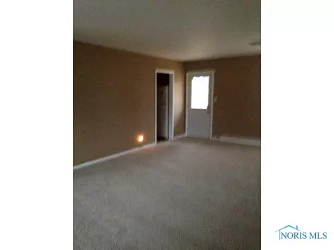 511 Sunny Dr, Bryan, OH 43506 photo 3
