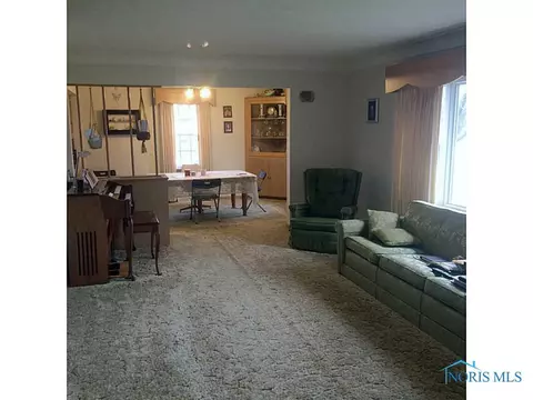1652 Dier Rd, Curtice, OH 43412 photo 4