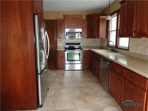 206 Lincoln, Lyons, OH 43533 photo 9