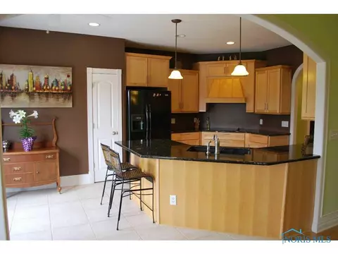 1185 Apache Dr, Wauseon, OH 43567 photo 4