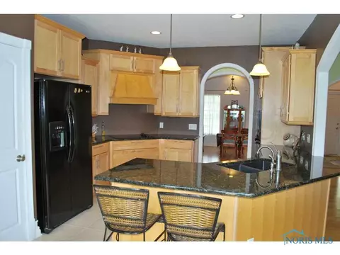 1185 Apache Dr, Wauseon, OH 43567 photo 9
