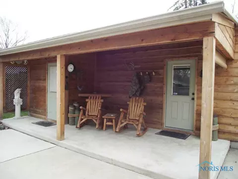 2733 Trimble Rd, Toledo, OH 43613 photo 14