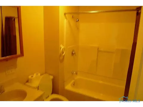 315 W Harrison St, Paulding, OH 45879 photo 3
