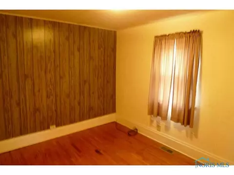 315 W Harrison St, Paulding, OH 45879 photo 5