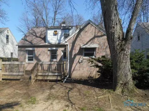 535 Continental Blvd, Toledo, OH 43607 photo 3
