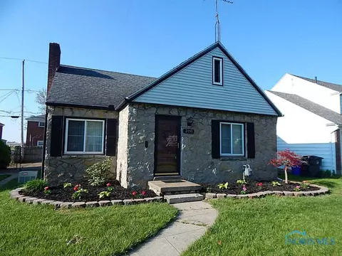 2155 Marlow Rd, Toledo, OH 43613 photo 1