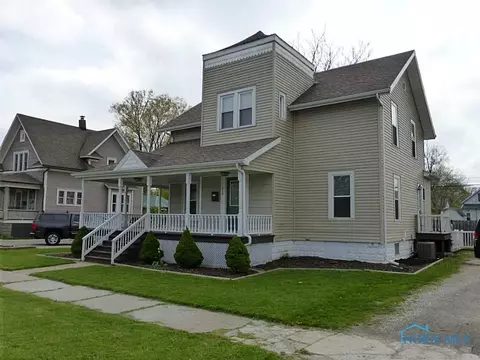 512 S Main St, Bryan, OH 43506 photo 1