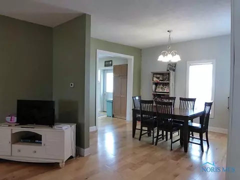 512 S Main St, Bryan, OH 43506 photo 9