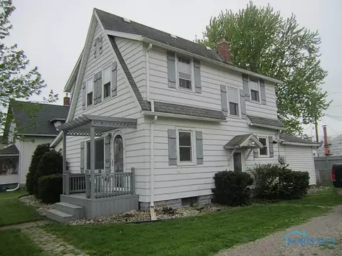 410 S Cherry St, Bryan, OH 43506 photo 1