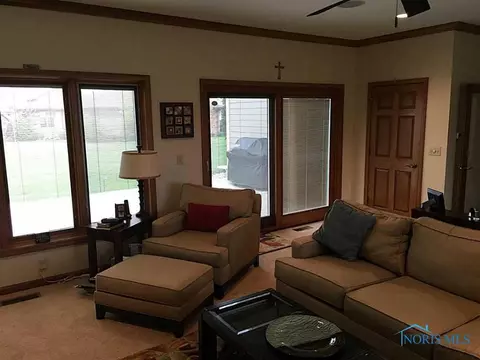 822 Cardinal Dr, Bryan, OH 43506 photo 6