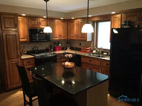 822 Cardinal Dr, Bryan, OH 43506 photo 10